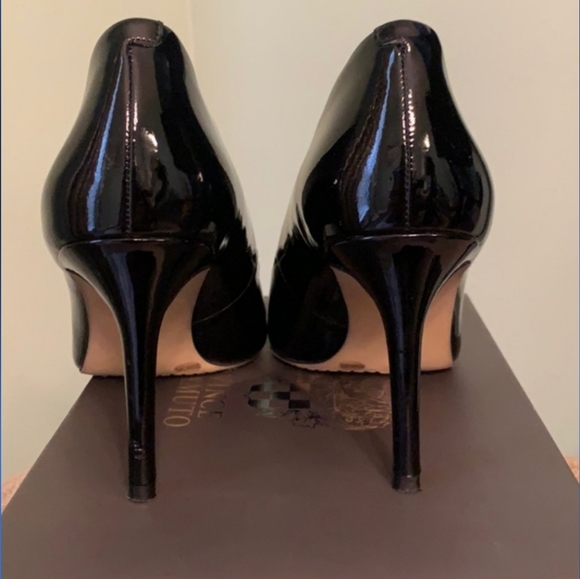 ♡♡ Vince Camuto Black Stiletto Heels | Vegan Leather 8½ - Picture 4 of 8